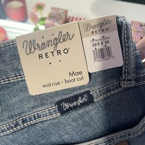 Wrangler Retro Mae Mid-Rise Boot Cut Jeans